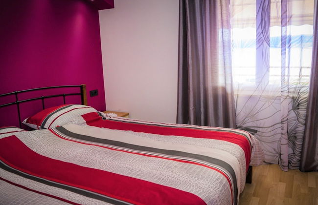 Scenic and Sunny Apartments With Sea View and Balcony - Foto 3