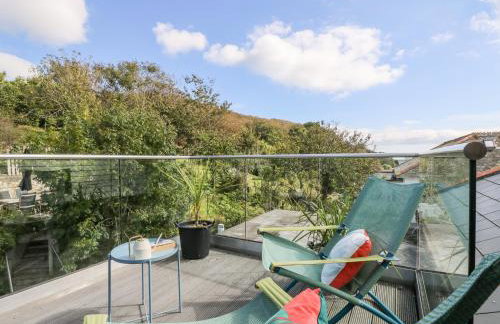 The Upper Deck - Photo 28