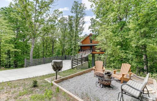 Top of the Line Treehouse Near Helen, Georgia - Foto 22