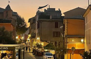 Biot - Place des Arcades - Foto 22