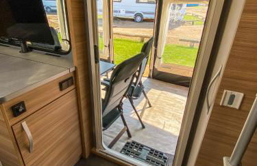 George Glamper AHOI - Foto 15