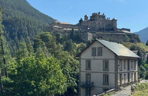 Villa Belle Fleur - Queyras - Appartements confortables avec vue montagne Alpes Française - - Photo 18