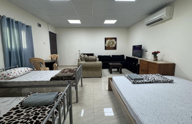 Studio 2 - Abu Dhabi - Photo 9