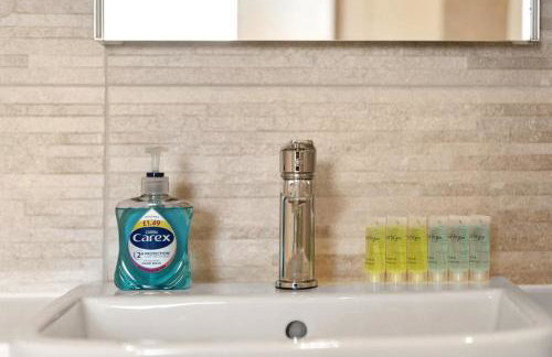 Sleek & Stylish Apartment in the Best Area - Foto 21