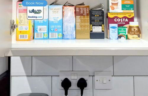 Spacious 5BR Family Home By WillCo Property Short Lets & Serviced Accommodation Derby With Games & Perfect For Contractors - Foto 22