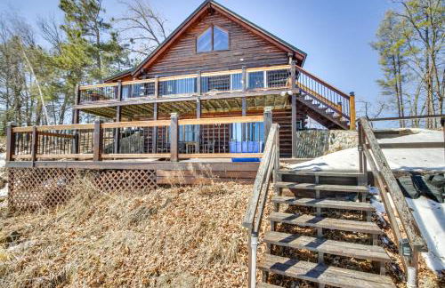 Lakefront Park Rapids Cabin with Decks and Boat Dock! - Foto 28