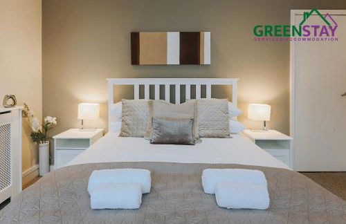 "The Penthouse Newquay" by Greenstay Serviced Accommodation - Spacious 3 Bed 3 Bath Apt with Sea Views, Sun Terrace & Private Parking - Perfect For Families, Small Groups & Business Travellers - 5 Mins To Beaches, Shops & Restaurants - Dog Friendly - Foto 54