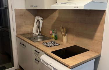 le Cocon des Vignes, cosy, climatisé, wifi, parking privé - Foto 2