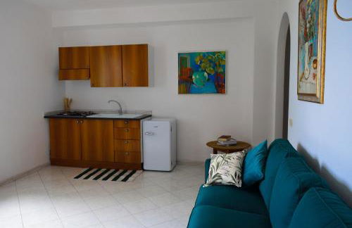 IL GIARDINO SELVATICO DI SUCCELLARIO - APARTMENTS - Foto 23