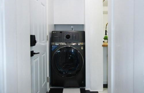 Rock N Roll, Mins to CP & SF, King, Pet OK - Foto 24