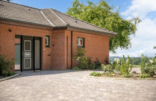 GUT KLETKAMP "Finkenhaus" - Idyllisch freistehendes Landhaus mit 3 Schlafzimmern und fantastischem Ausblick I 8 Personen I Offener Kamin I Garten I Wintergarten I Große Terrasse I Ruhig am Waldrand I Parkplätze I WLAN - Foto 18