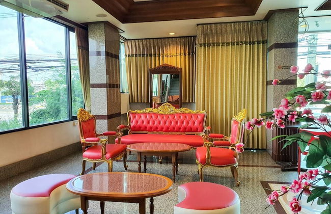 The Popular place - Photo 5