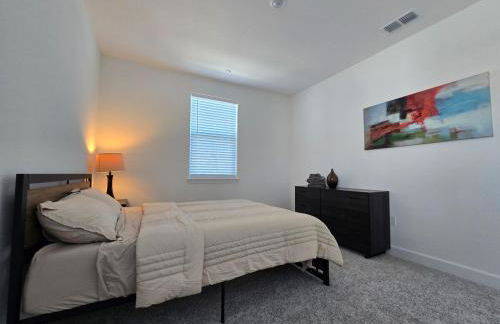 Beautiful Roseville Home - Quiet Neighborhood - Near Galleria Mall - Foto 36