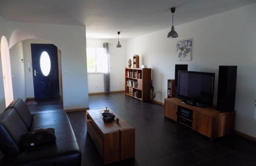 Coté piscine Villa plain pied - Foto 10