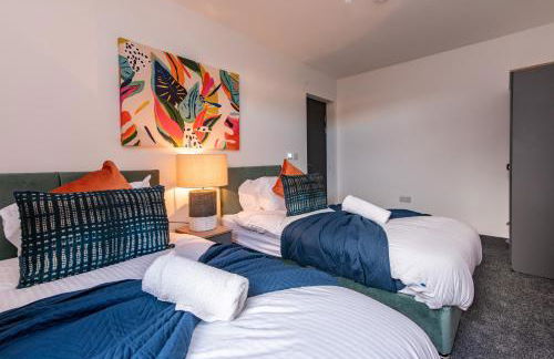 Victoria Apartments Stylish 3BR in Hartlepool - Photo 21