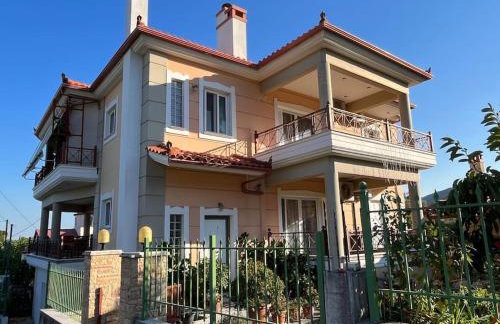 Ornela's Home - Photo 1