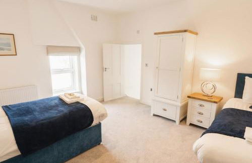 Prime Location Steps from Royal Liverpool Golf - Foto 18