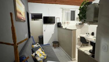 Apto completo aconchegante aprox 5min da lagoa - Foto 1