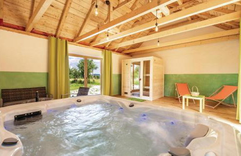 Nice Home In Plaski With Sauna - Photo 3