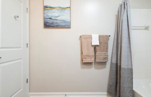 Central 1-BR Condo Assembly Row Gym & Pool Sleep 5 - Photo 45