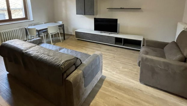 1-bed Apartment With Free Parking - Foto 5, Zona de estar