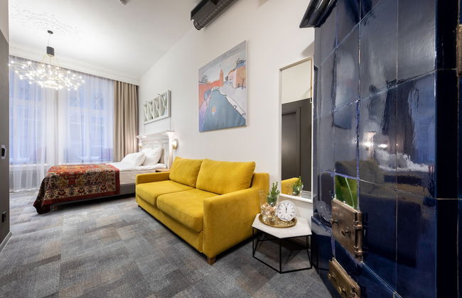 Underwood Art Room - Photo 42