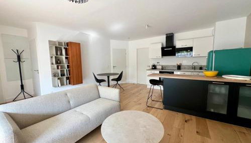 Chic apartment with beautiful terrace in La Rochelle - Foto 4, stove