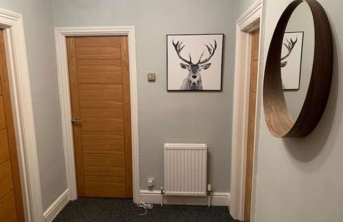 Fantastic Large 2 X Bedroom Flat, Free Parking - Photo 4