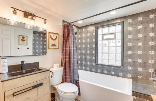 3 Mi to Downtown Youngstown Apt with Deck! - Foto 15