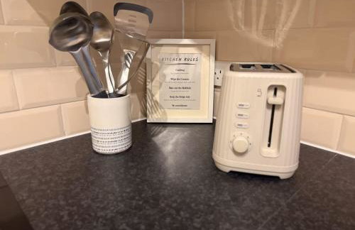 The Nook at Norton 1-Bed, Sleeps 4, Parking, WiFi, Contractors - Photo 12