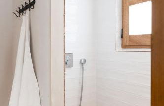 Beautiful villa and pool with sea view - Foto 42