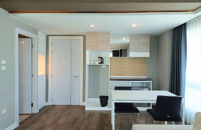 Wisdom Hotel & Residence - Photo 24