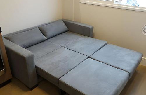 Studio prox shopping Curitiba Wifi, TV a Cabo e ar by UROOMS - Foto 7