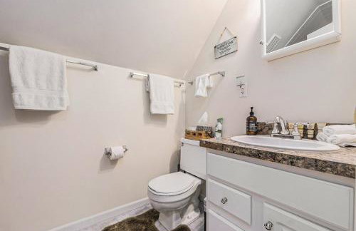 Relax & Explore Waterfront Crawford Lake Cottage 4878 - Foto 5