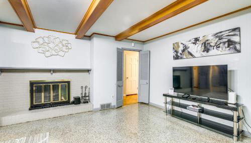 Walk to Graceland Spacious Memphis Home! - Foto 5