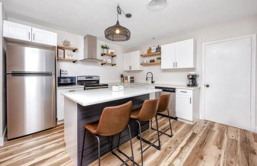 Luxury Home & Mins to Beach and Walk to Downtown - Foto 71