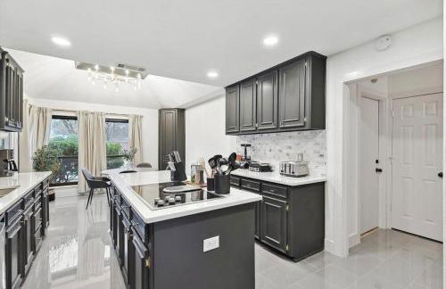 Best of Carrollton - Luxury Pool Hot tub Games - Foto 13