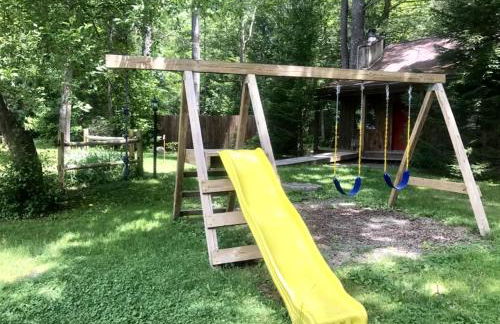 Private Cabin Rental with Wood-Burning Fireplace in Canadensis, Pennsylvania - Foto 11