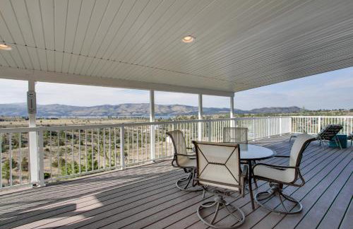 Spacious Canyon Ferry Lake House with Bar and Views! - Foto 1