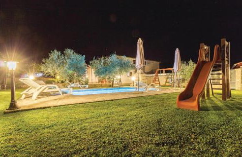 Two-Bedroom Holiday Home In Rebici - Foto 17