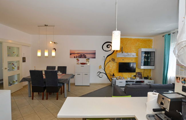 Radovani Peaceful and Serene Apartment With Terrace - Foto 18