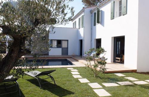 Villa Les Pins étoilés - 100m de la plage à La Couarde sur Mer - Foto 2