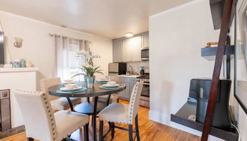 Cozy 2 BDRM Vacation Rental - 1 Mile to Dtwn Rapid City - Foto 5