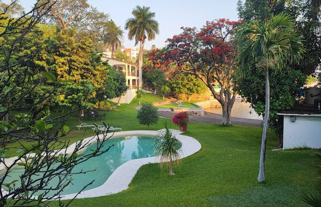 Room in House - Dream House on Lake Tequesquitengo - Foto 12