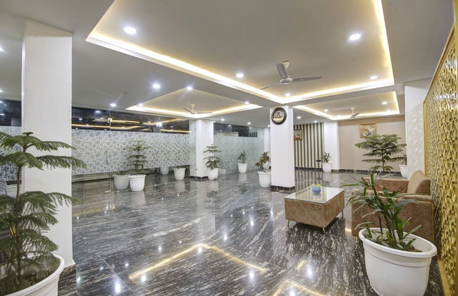 Lime Wood Stay Near Huda City Centre - Foto 1