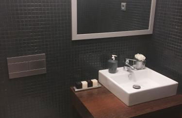 The River's Whisper Apartment - Foto 29