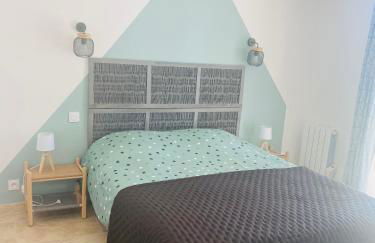 La Maison d à côté 8 à 10 personnes - Foto 3