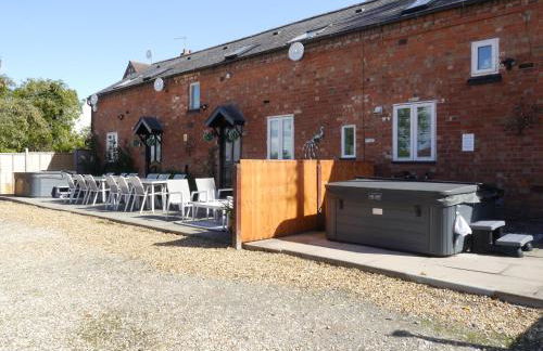 The Shakespeare Lodge - Sleeps up to 12 - 2 HOT TUBS - Foto 11