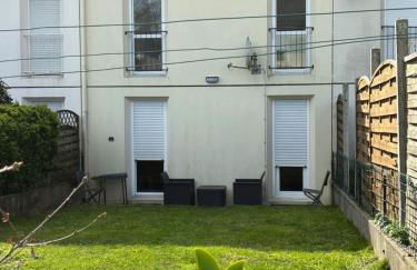 Maison de ville proche de tout, 5min du centre ville & 20min de la plage - Foto 12