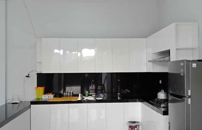 Villa Fahim 2 Puncak 4 Bedroom - Photo 6